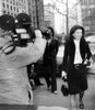 Jacqueline Kennedy Onassis Arrives At New York'S Federal Court. She Was In A Legal Dispute With Paparazzi Ron Gaella History - Item # VAREVCCSUA001CS131