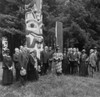 President Warren Harding And His Alaska Party At The Great Alaskan Totem Pole At Sitka. July 1923. First Lady Florence Harding Wears A Bold Plaid Coat. Herbert Hoover Is 4Th From Left. History - Item # VAREVCHISL040EC813