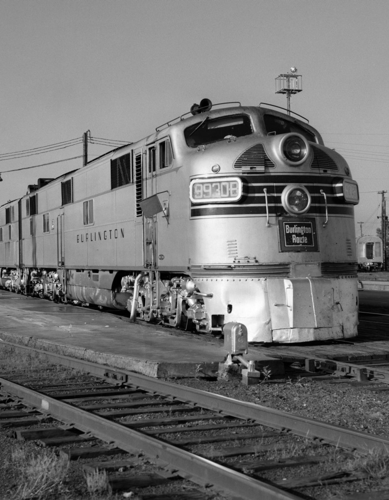 diesel engine train images