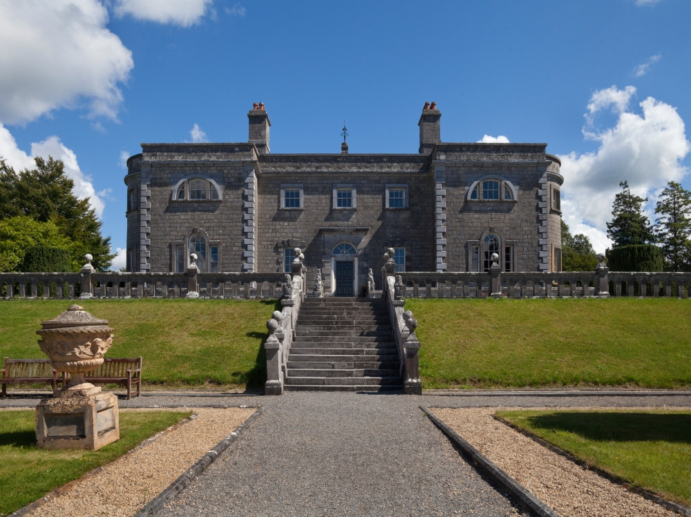 Are Dogs Allowed In Belvedere House