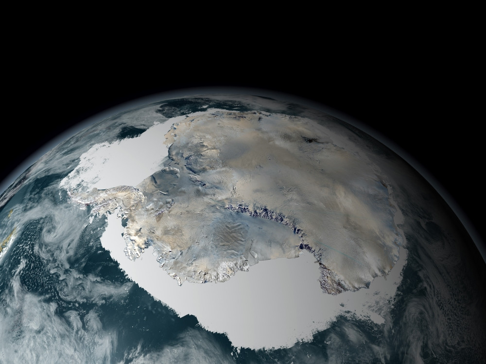 free poster frozen planet