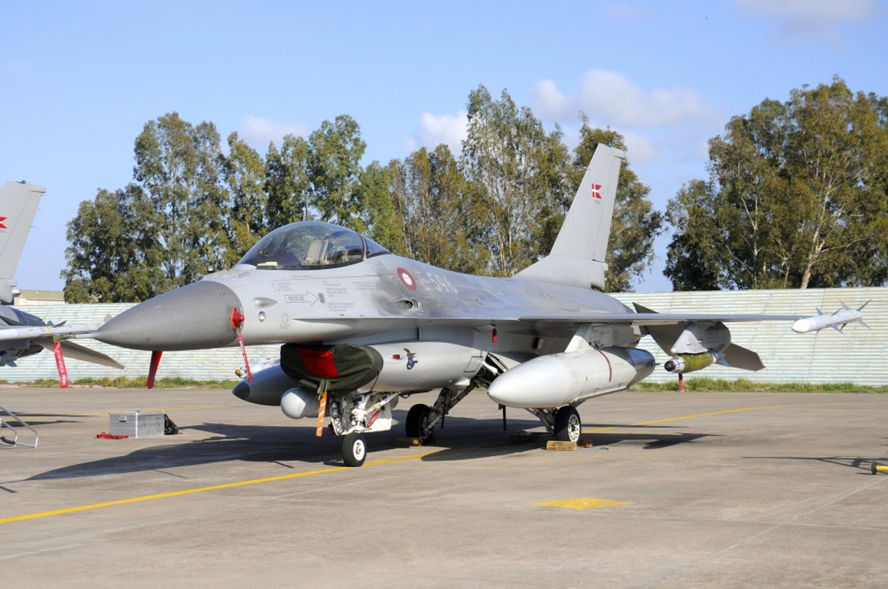 F-16A MLU of the Royal Danish Air Force armed with GBU-58 smart bombs Naval  Air Station Sigonella, Sicily, during Operation Unified Protector Poster  Print Item VARPSTRCN100314M Posterazzi