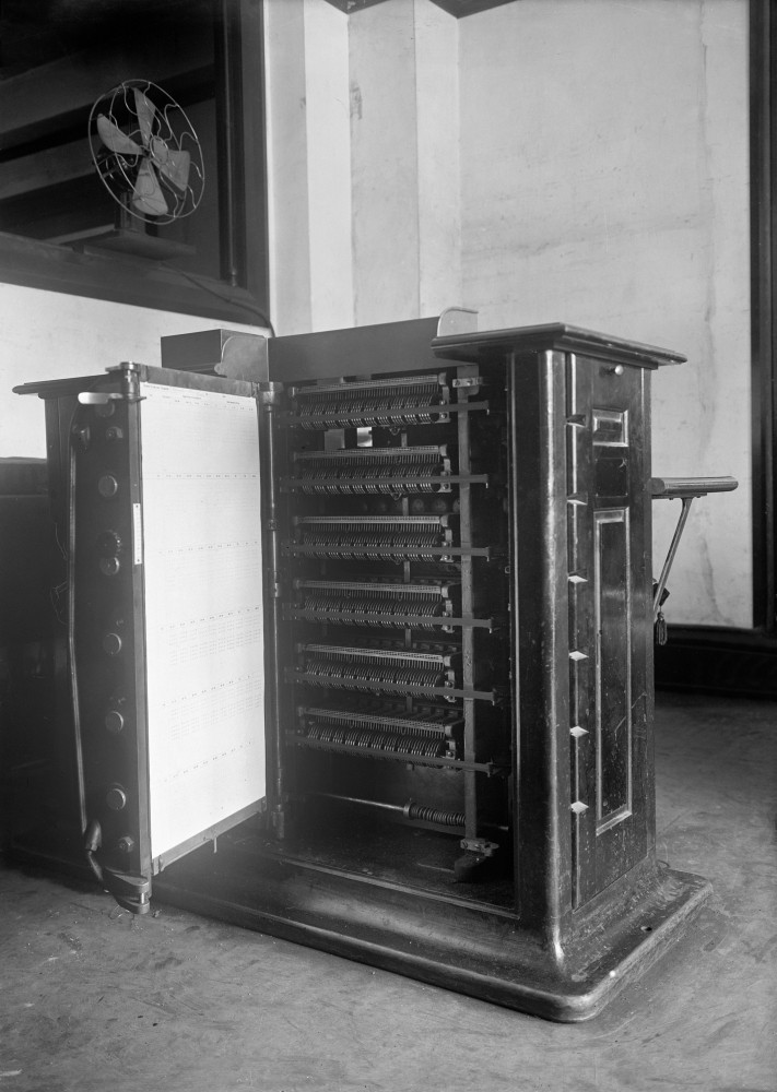 Census Tabulator, 1917. /Namerican Census Tabulating Machine ...
