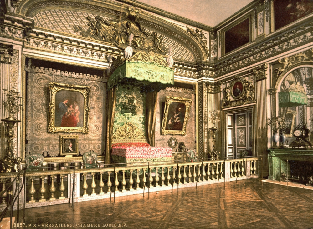 Versailles: Chamber. /Nchamber Of King Louis Xiv At The Palace Of
