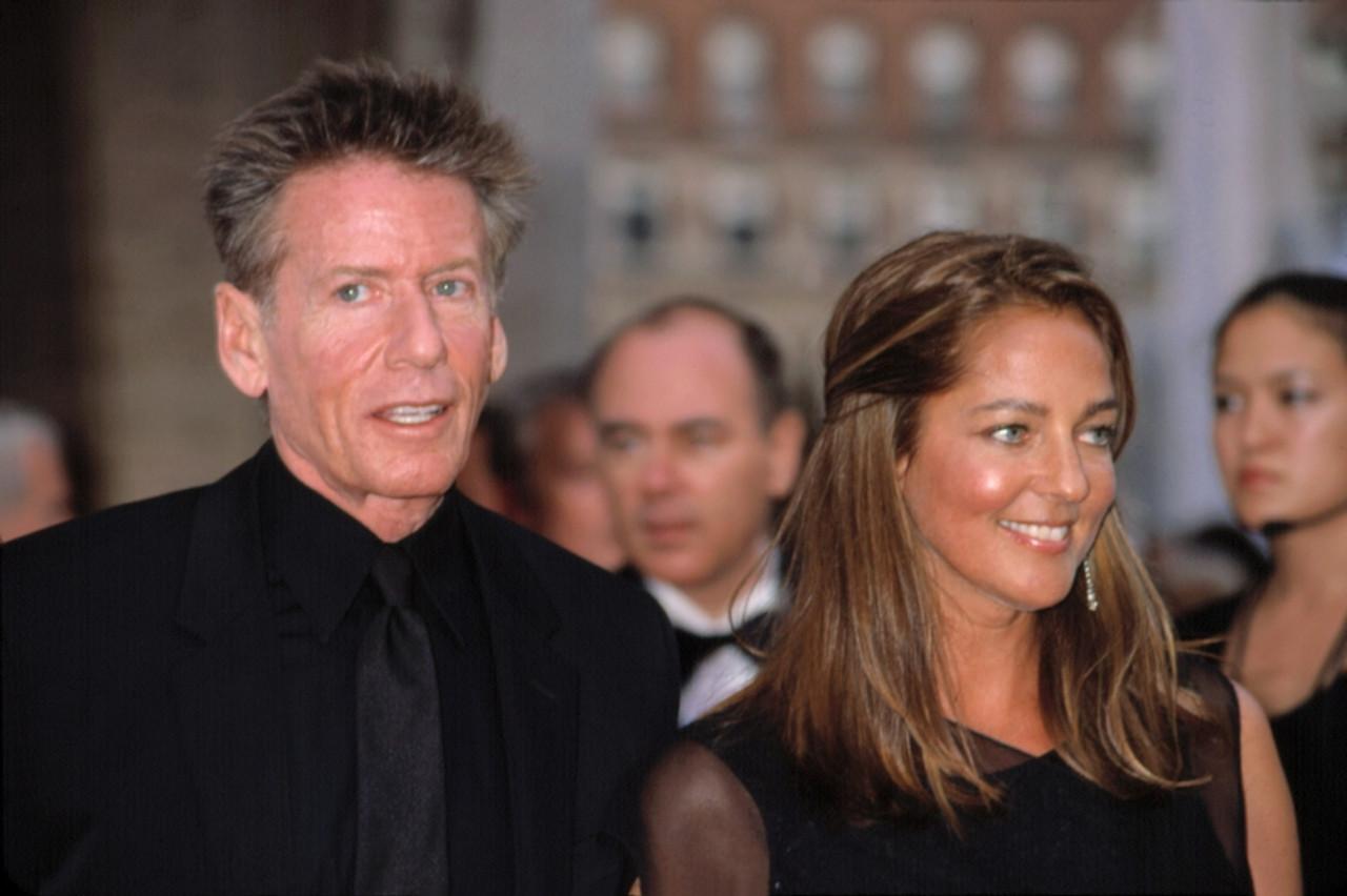 Calvin And Kelly Klein At The 20Th Annual American Fashion Awards, Nyc,  6142001, By Cj Contino.