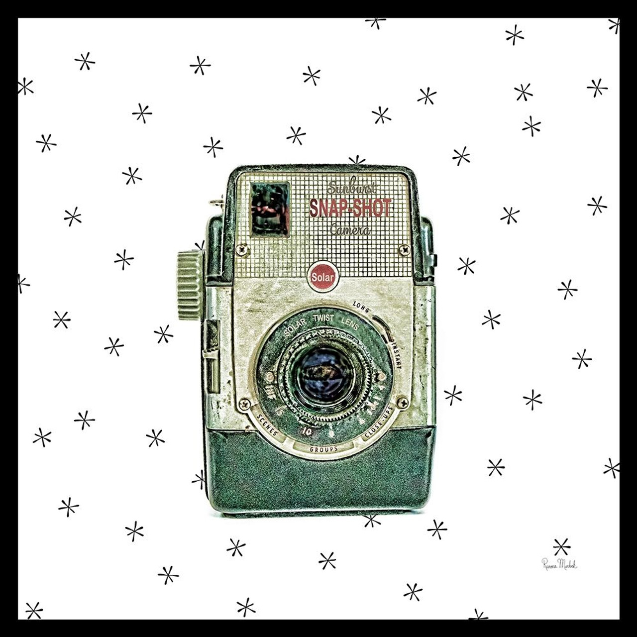 Hand drawn cute camera with pattern set 669892 Vector Art at Vecteezy