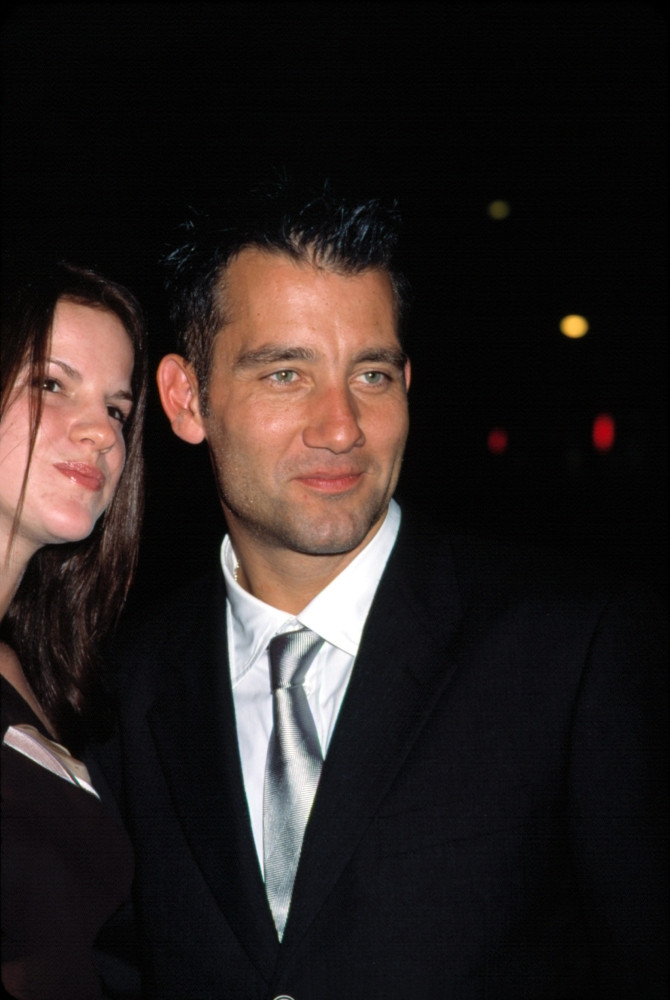 Clive Owen At The Greenfingers Premiere, 7182001, Nyc, By Cj Contino. Celebrity Item