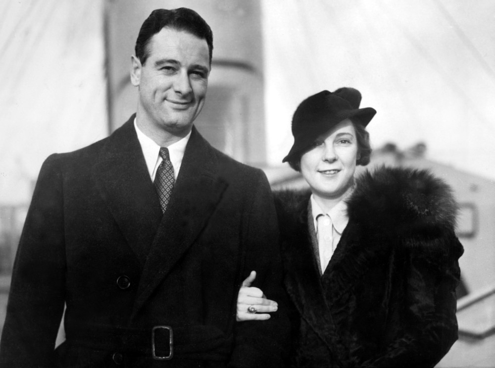 Lou Gehrig And Bride Eleanor Arrive Back In New York After A World Tour History - Item