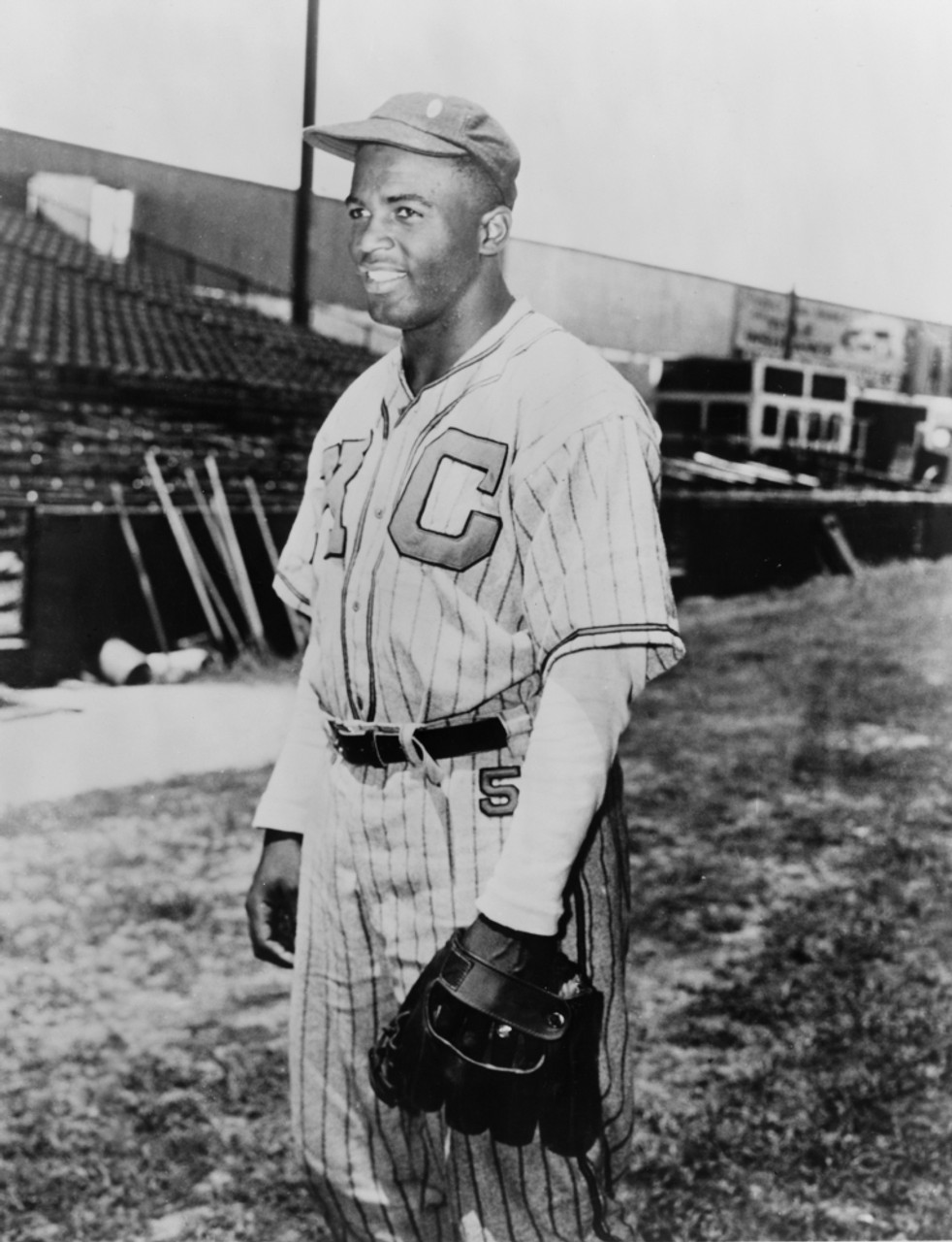 Posterazzi Jackie Robinson (1919-1972) In Kansas City Monarchs Uniform In 1945. In 1947 Robinson Became The First African America To Play On Major Lea