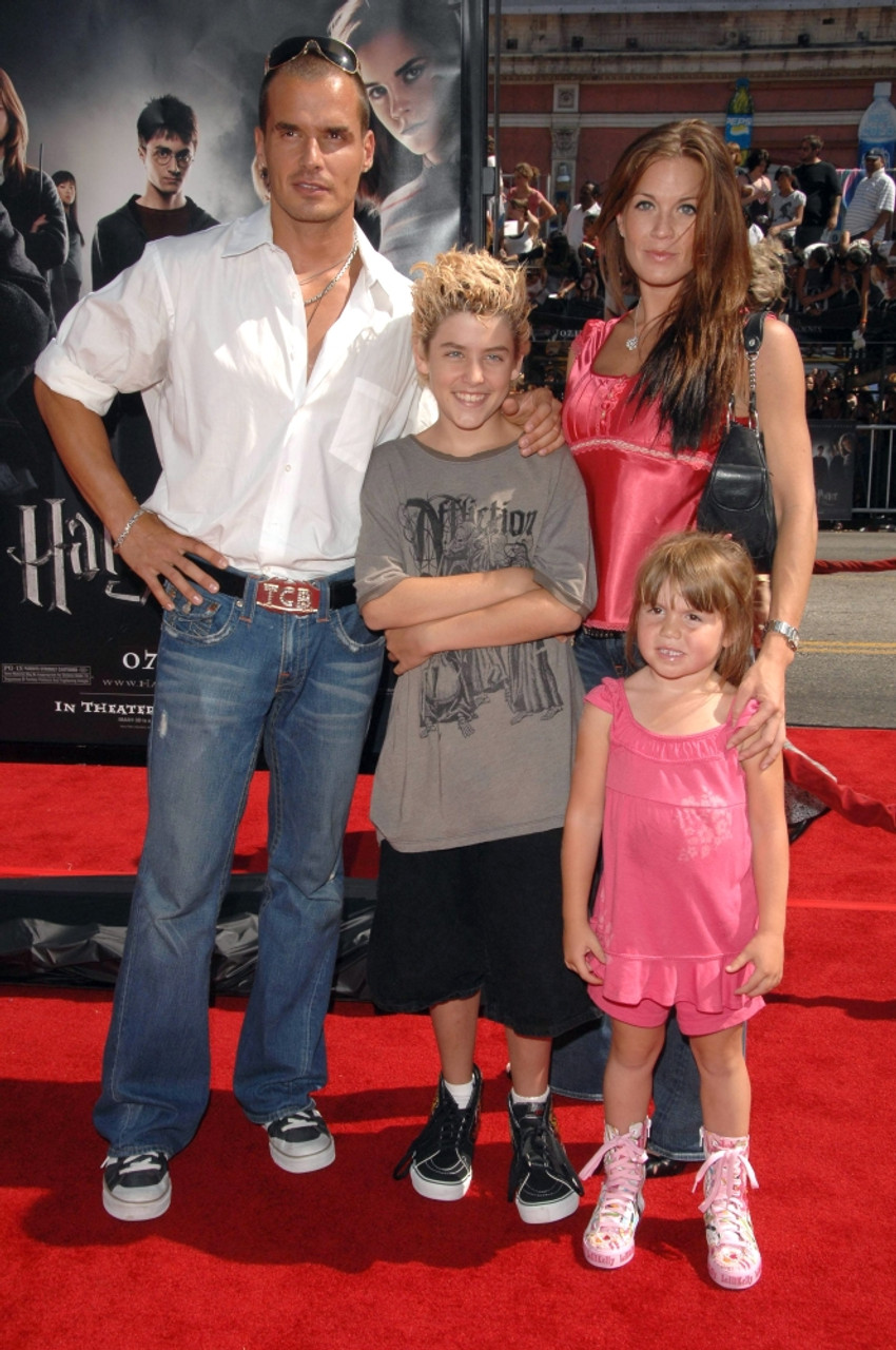 Antonio Sabato Jr., Family At Arrivals For Harry Potter And The Order Of  The Phoenix Premiere, Grauman'S Chinese Theatre, Los Angeles, Ca, July 08, 