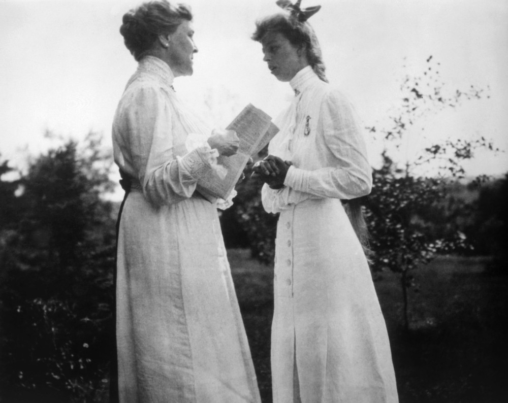Eleanor Roosevelt In Her Graduation Photo History Item