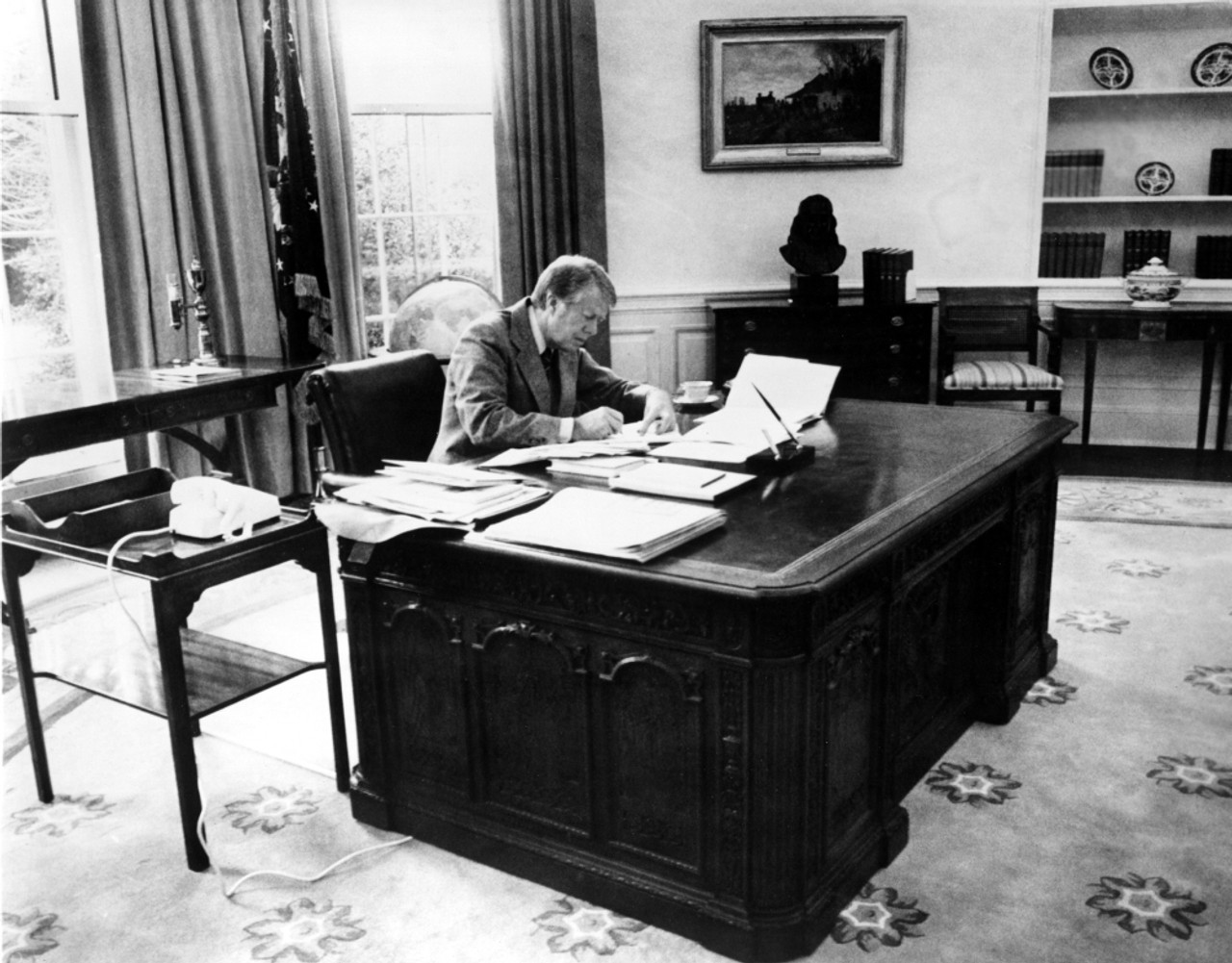 President Jimmy Carter At Work In The Oval Office Of The White House  History - Item # VAREVCPBDJICACS002 - Posterazzi