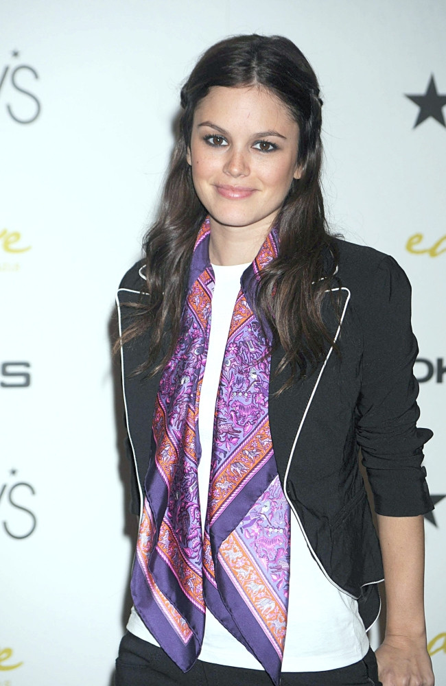 Rachel Bilson At In-Store Appearance 