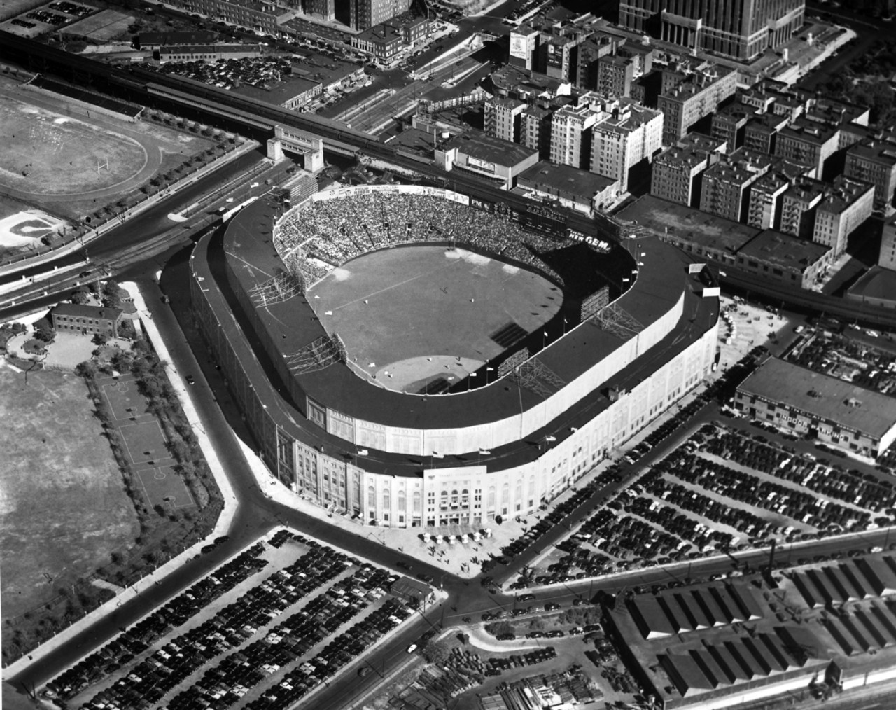 New York City Photography Black and White: New Yankee Stadium from