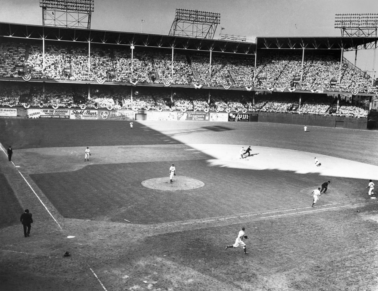 MLB Trolley Rolling Past Ebbets Field Brooklyn Dodgers Black White 8 X 10  Photo
