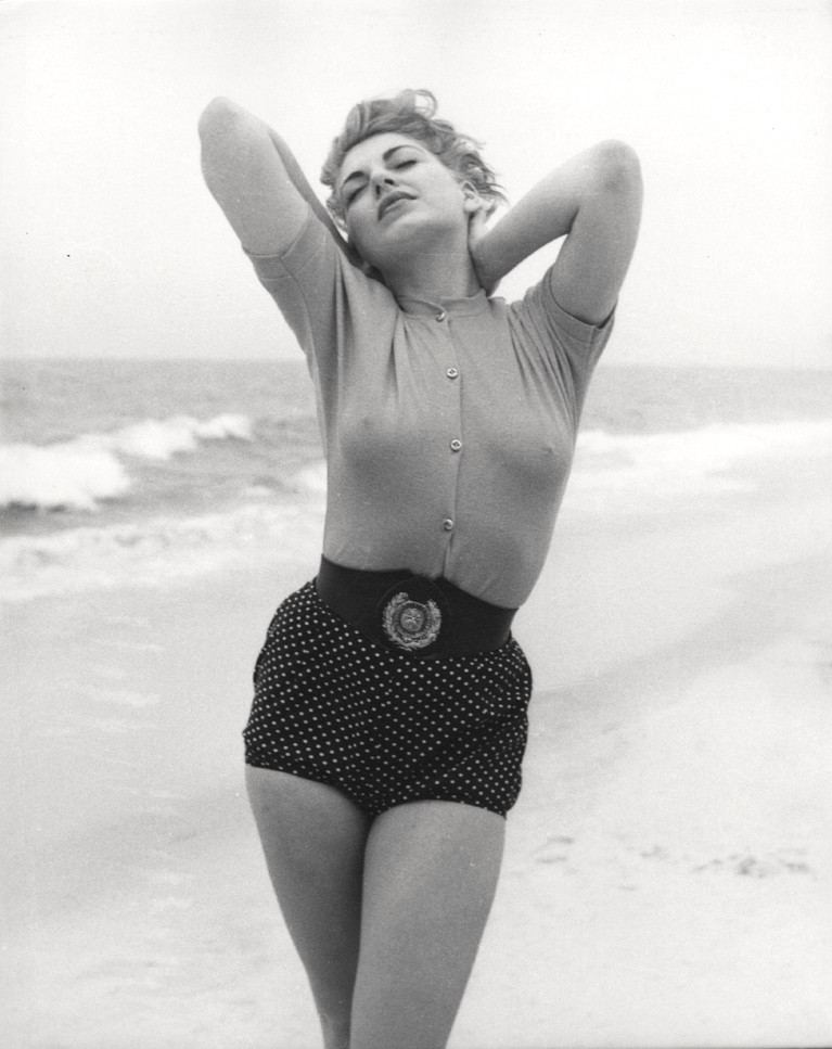 Barbara Nichols - Beach Photo Print (8 x 10) - Item # DAP12475