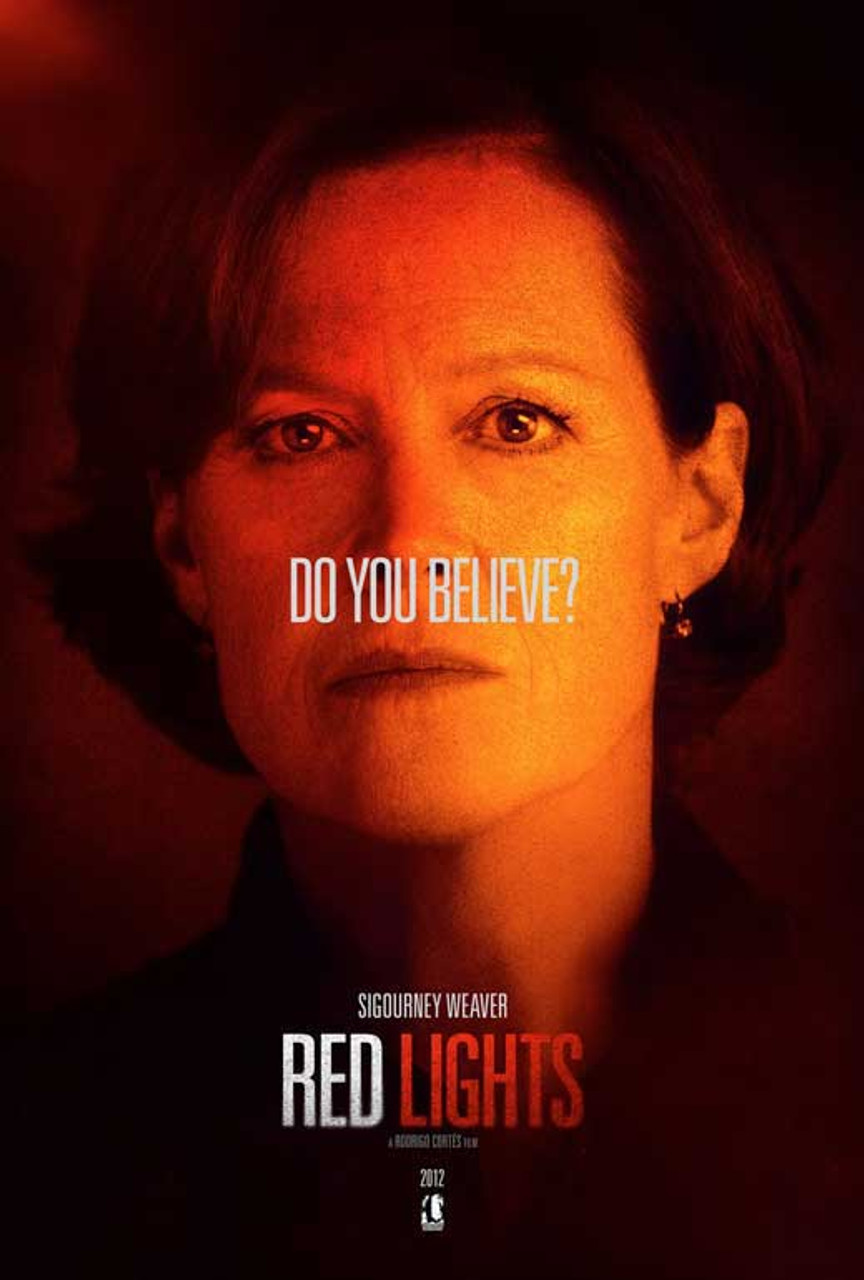 red lights movie poster