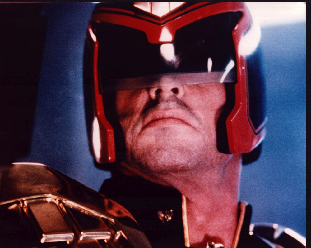 judge dredd stallone wallpaper