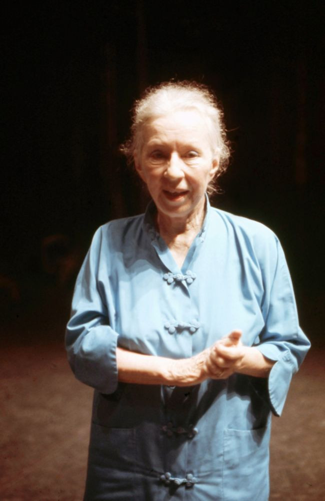 Agnes De Mille choreographer in dance studio Photo: Oscar Abolafia