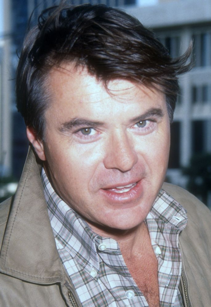 Robert Urich,1992 , Photo By Michael Ferguson (Robert Urich2192) Poster