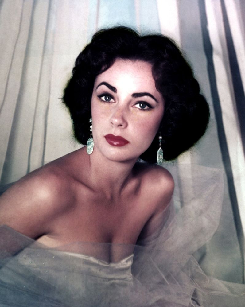Elizabeth Taylor, Ca. Mid-1950S Poster Print - Posterazzi