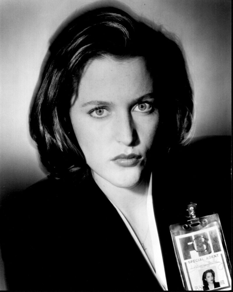 Gillian Anderson Close Up In Suit With Badge Black And White Photo