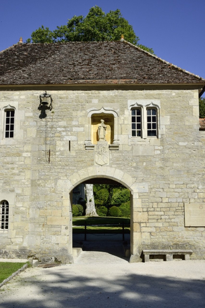 Top 20 Hikes and Walks around Montbard ...