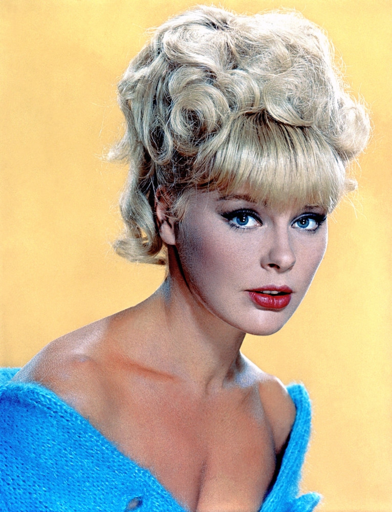 Elke Sommer Circa 1960S Photo Print Item VAREVCPCDELSOEC001H