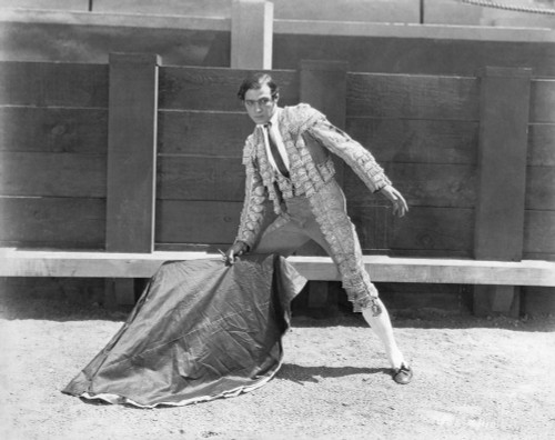 Blood And Sand Rudolph Valentino 1922 Photo Print - Item # VAREVCMBDBLANEC050H