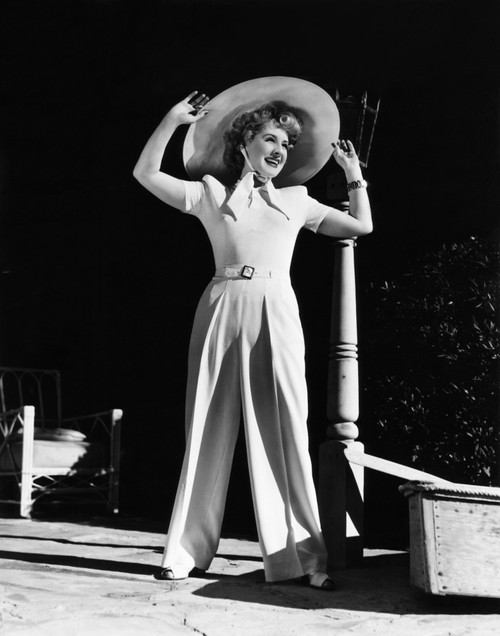 Norma Shearer Outside Her Santa Monica Home 1942 Photo Print - Item # VAREVCPBDNOSHEC122H