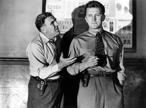 Detective Story William Bendix Kirk Douglas 1951 Photo Print - Item # VAREVCMBDDESTEC001H