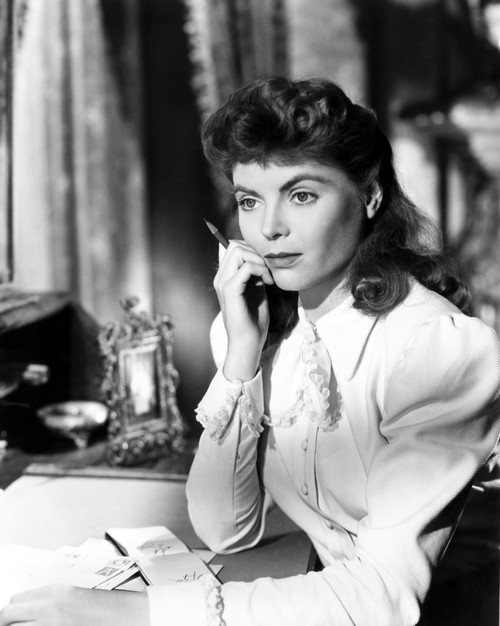 The Spiral Staircase Dorothy Mcguire 1946 Photo Print - Item # VAREVCMBDSPSTEC007H The Spiral Staircase Dorothy Mcguire 1946 Photo Print - Item # VAREVCMBDSPSTEC007H