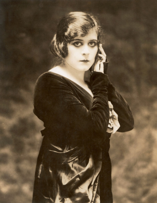 Theda Bara 1916 Photo Print - Item # VAREVCPBDTHBAEC007H