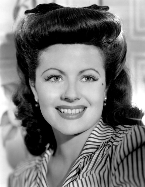 Margaret Lockwood Ca. 1940S Photo Print - Item # VAREVCPBDMALOEC017H