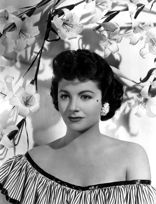 Margaret Lockwood Ca. Late 1940S Photo Print - Item # VAREVCPBDMALOEC019H