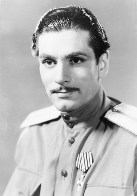 I Stand Condemned Laurence Olivier 1935 Photo Print - Item # VAREVCMBDISTCEC012H