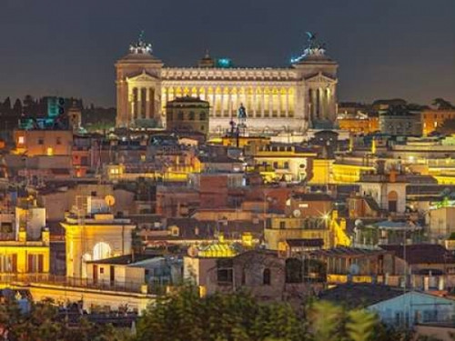Piazza Venezia in Rome, Italy Poster Print by  Assaf Frank - Item # VARPDXAF201411121108