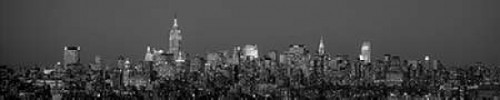 Manhattan Skyline Poster Print by Richard Berenholtz - Item # VARPDX5RB1634