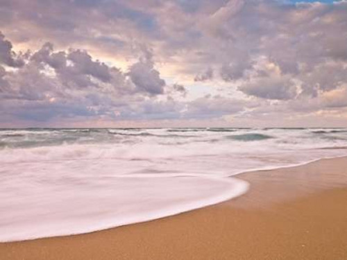 Tranquil beach Poster Print by  Assaf Frank - Item # VARPDXAF20120102027