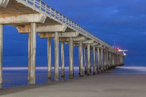 Scripps Pier II Poster Print by Lee Peterson - Item # VARPDXPSPSN320