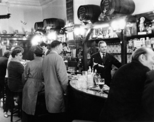 English Pub  London  England Poster Print - Item # VARSAL25547136