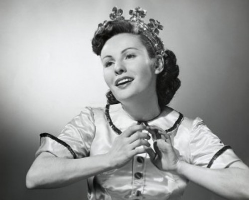 Portrait of a young woman wearing a tiara Poster Print - Item # VARSAL25521862