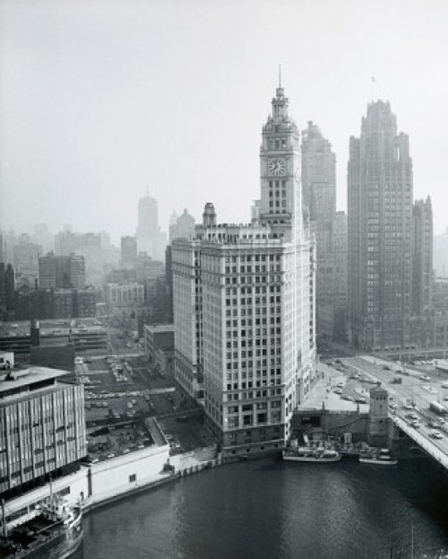 Skyscrapers in a city along a river  Chicago River  Chicago  Illinois  USA Poster Print - Item # VARSAL25545108