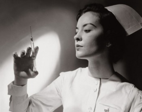 Close-up of a female nurse holding a syringe Poster Print - Item # VARSAL2553539 Close-up of a female nurse holding a syringe Poster Print - Item # VARSAL2553539
