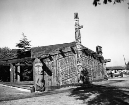 House of Three Tribes  Thunderbird Park  Victoria  British Columbia  Canada Poster Print - Item # VARSAL25546909