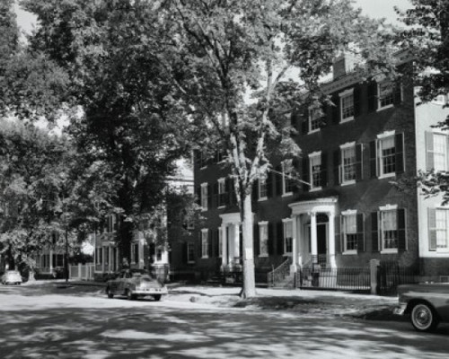 Car parked in front of a building  Salem  Massachusetts  USA Poster Print - Item # VARSAL25520593