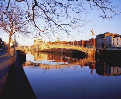 Ha'penny Bridge, River Liffey, Dublin, Ireland PosterPrint - Item # VARDPI1802050