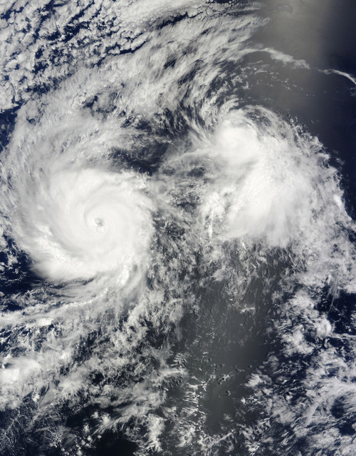 August 5, 2009 - Hurricane Felicia and Tropical Storm Enrique east of Hawaii Poster Print - Item # VARPSTSTK202821S