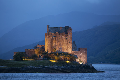 Eilean Donan Castle; Dornie, Highlands, Scotland PosterPrint - Item # VARDPI2429586