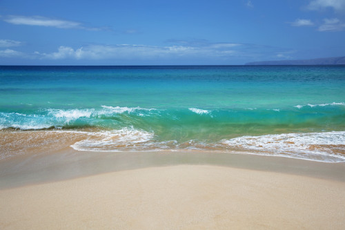 Hawaii, Maui, Makena, Sandy Makena Beach with land in the distance. PosterPrint - Item # VARDPI2425790